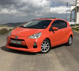  2 Toyota Prius C 2012 فل كامل