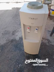  1 كولر فملي بحاله ممتازه حامي بارد