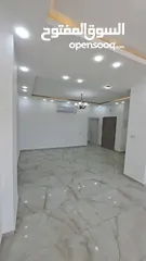  3 شقة مميزة بسعر العرض وسط طولكرم . وطابو مفروز للبنك