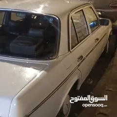  5 سيارة مرسيدس 200 للبيع بحالة جيدة