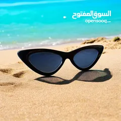  9 للبيع مستعجل اي طاقيه  او نظاره بدينار واحد فقط