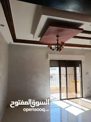  7 شقه فاخره  للايجار ( ديكورات فخمه )