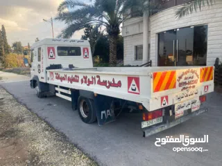  5 شحن خفيف 15 طن (Man)