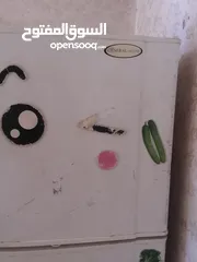  3 ثلاجه وغاز للبيع