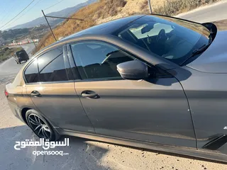  8 BMW 530e 2020