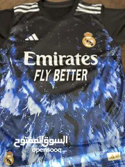  16 ملابس رياضة