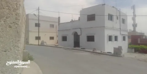  1 بيت طابقين للبيع بسعر 38الف أو دفعه 12ويكمل اقساط