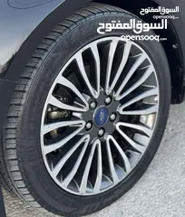  4 فورد فيوجن 2018  تيتانيوم كلين تايتل 7 جيد ولا ملاحظه