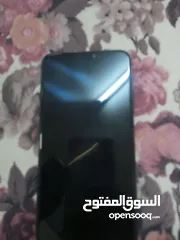  4 آيفون 11 برو ماكس بحاله ممتازه جدا جدا