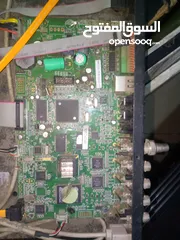 2 اجهزة DVR عدد 2 للاستفاده منهم قطع الكل  5 دنانير