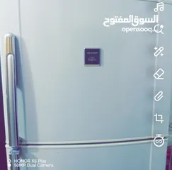  1 تلاجه بحالة جيدة جدا للبيع