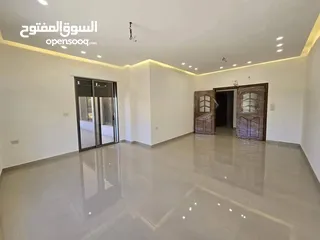  16 شقه ارضيه للأيجار في اجمل مناطق دابوق قرب بيت الزيارة الرهبات الورديه مساحه 240m وحديقة 300m