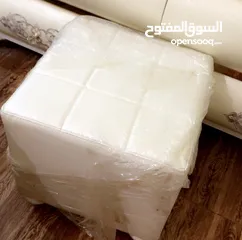  4 للبيع اثاث ( خشب قوي)  شبه جديد  منظره وطاولتين وسرير وكرسي