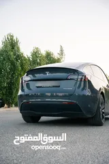  6 بحالة ممتازة أستعمال عائلي مع تظليل و غرافين حراري  Tesla model y 2022 تيسلا موديل y