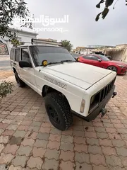  9 Jeep Cherokee 2000