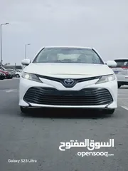  1 تويوتا كامري خليجي 2018 الوقود هايبرد من دون حوادث ضمان جير ماكينه شاصي تسجيل عمان تسجيل الامارات