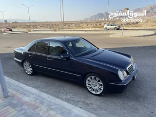  2 مرسيدس E200 افنجارد 2001