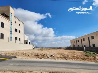  1 شفا بدران من المالك  750 متر