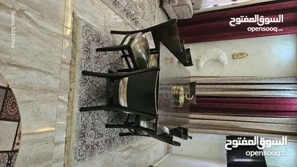  1 طاولة سفرة مع ثمان كراسي زان منجدة للبيع