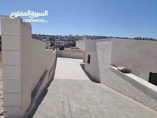  7 بيت مستقل للبيع