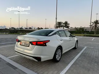  17 للبيع نيسان التيما 2020 خليجي الموتر رائع قمة فالنظافة  ———————————— شاشة أبل كاربلي APPLE CARPLAY /