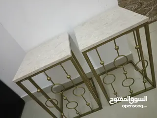  2 طاوله البيع بي 15ريال