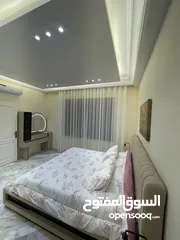  1 شقة مفروشة للايجار بالقرب من مجمع الحسين للاعمال