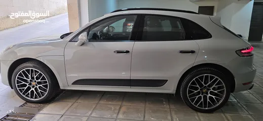  8 Porsche macan 2019  رمادي فاتح  وارد الوكاله مالك واحد   مواصفات خاصه ...مالك واحد  بسعر مميز
