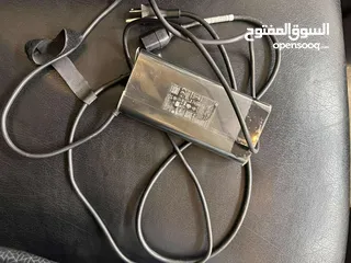  5 لابتوب قيمنق نضيف استعمال اقل من شهر