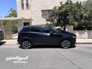  2 سيارة مازدا موديل 2023 اصل صفر كيلو ماشية 20 الف لون اسود ، بسعر 100000 شيقل نص كاش ونص شيكات.