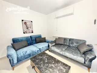  3 شقة للإيجار  مع حديقة ومدخل خاص