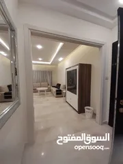  18 شقة  سوبر ديلوكس طابق ارضي مفروشه  للايجار السنوي في دير غبار