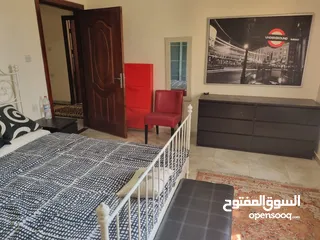  12 شقة طابقية للايجار في ضاحية الامير راشد