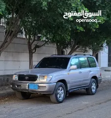  9 لاند كروزر صالون VXR موديل 2000 فل كامل رقم واحد جير عايدي ونش ودفلوك بضاعة كرت