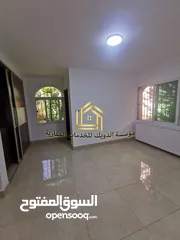  10 شقة فارغة - دابوق - 2نوم - ترس - مدخل مستقل