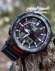  3 Casio Protrek PRT B70 حساسات وبلوتوث للاتصال بالهاتف