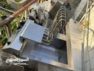  7 قلاية كهربائية مزدوجة ستانلس ستيل مع حنفيات لتصفية الزيت – بسعر 2000 شيكل