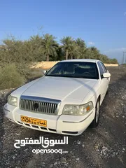  2 جراند ماركيز2009 للبيع