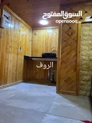  21 لمن يرغب بالسكن أو الاستثمار شقة مع روف فاخرة تشطيب ديلوكس في اجمل مناطق الجبيهة للبيع بسعر مميز