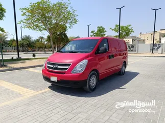  2 HYUNDAI H1 CARGO