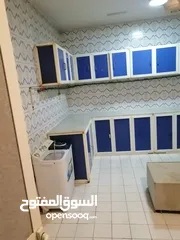  3 للإيجار غرفه وحمام ومطبخ كبير مفروش