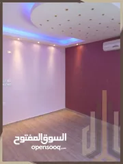  9 شقة طابق ثاني للبيع في شارع مكة  خلف شركة ابو خضر مساحة 160م