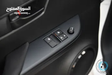  12 بك اب غمارة 2025 تويوتا هايلوكس لون ابيض مميز