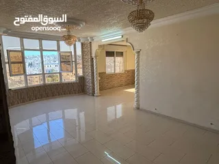  14 شقه لإيجار الشهري طابق 3 مع مصعد بريموت كل طابق 2 شقه  الحي الجنوبي قرب مطعم فول ونار عمارة الشيماء