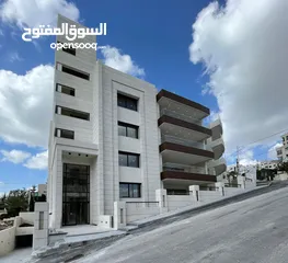  5 شقه أبراج عبدون الطابقية الفاخره/ روف بمساحة 300 متر مع ترسات خارجيه 250 متر