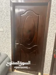  4 أبواب خشب مستعملات للبيع