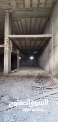  3 محلات وشقق للبيع في الخليل