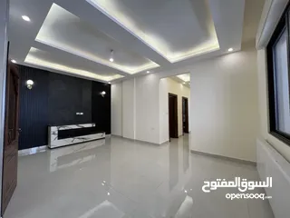  1 شقة فاخرة 4 نوم في مرج الحمام الحويطي للبيع بسعر لقطة والله يبارك للصاحب النصيب