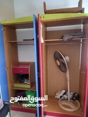  4 خزانة وكمدينة  خشب لاتيه نظيف