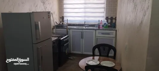  3 شقة مميزة في العقبة ودخول برقم سري